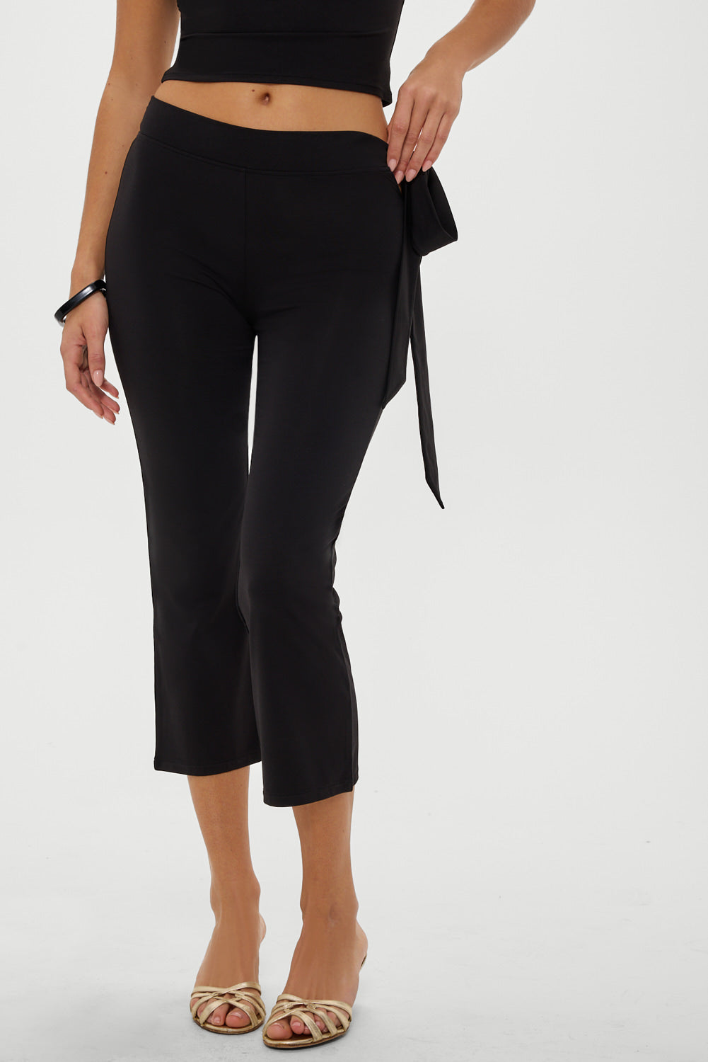 Frankiesbikinis-JayCapri-Black-Front