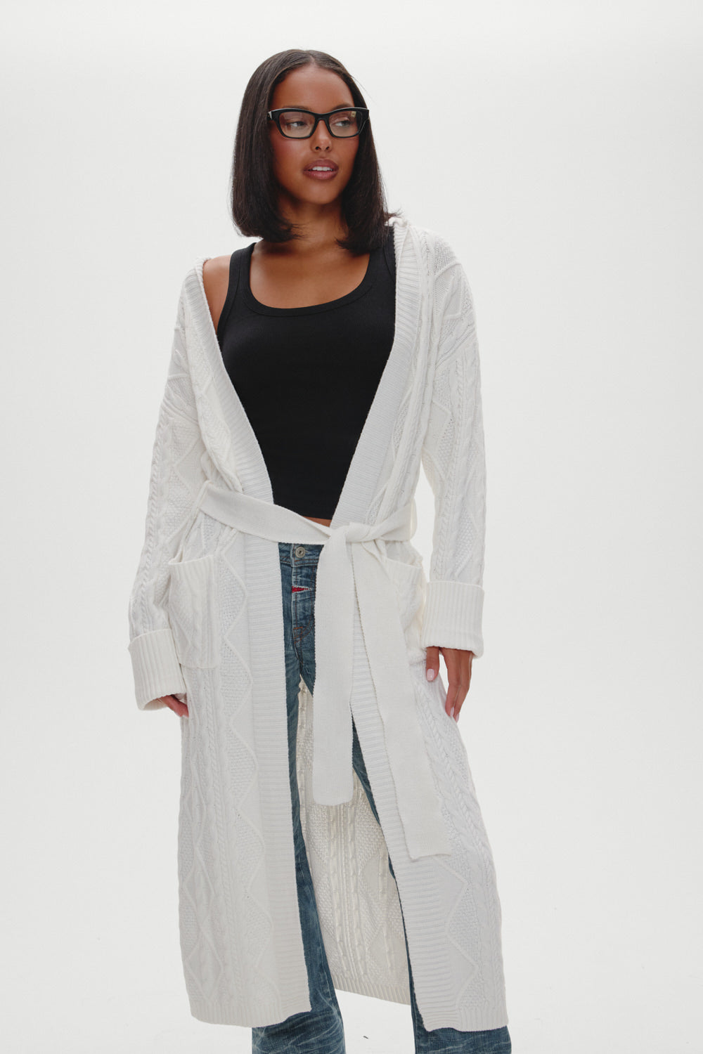 Frankiesbikinis-LoveStoryCardigan-Honeymoon-Front2