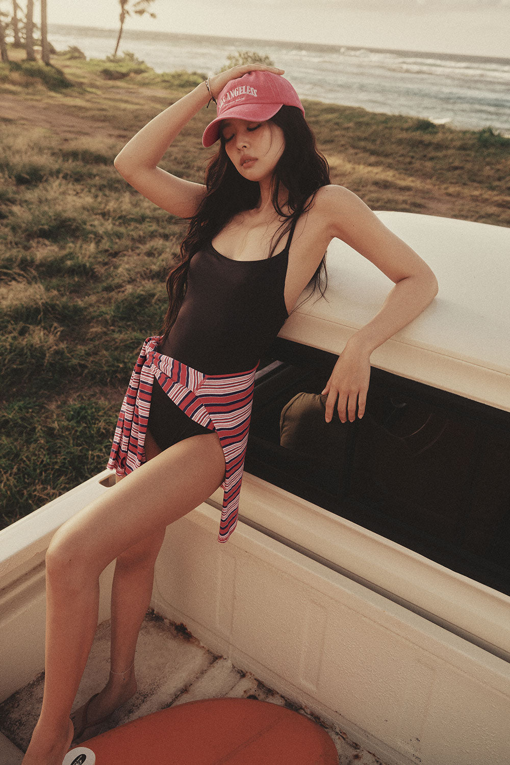 jennie26-Tile-lotus-onepiece-9k3